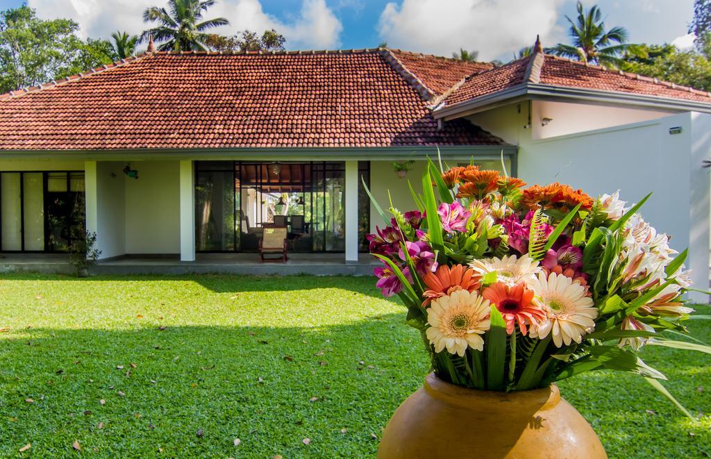 Garden Villa Ronnaduwa Hikkaduwa Exterior photo